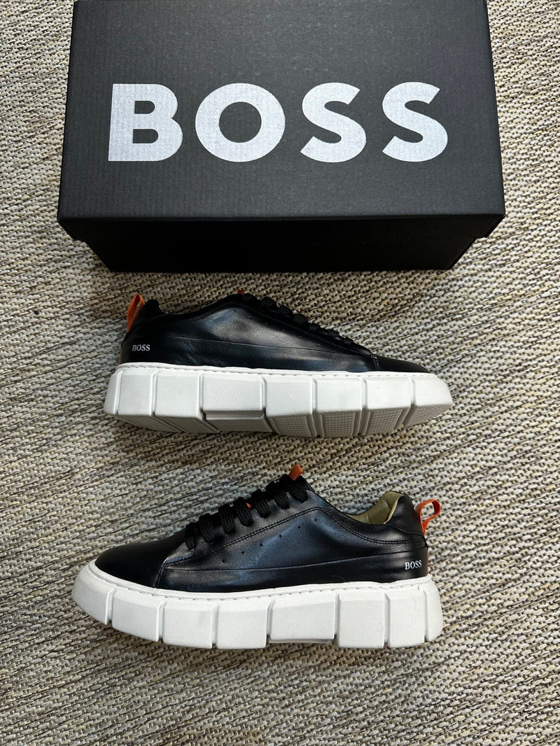 Boss Essential Trail Sneakers + Exklusivem Geschenk