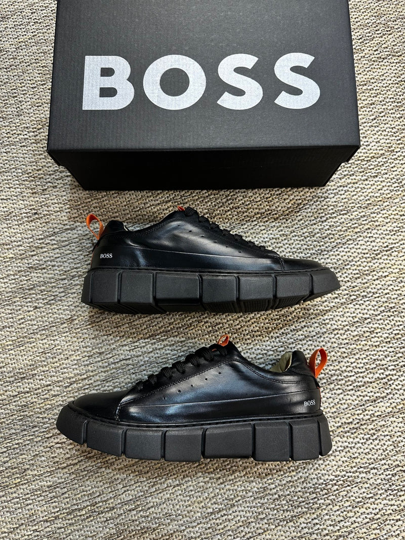 Boss Essential Trail Sneakers + Exklusivem Geschenk